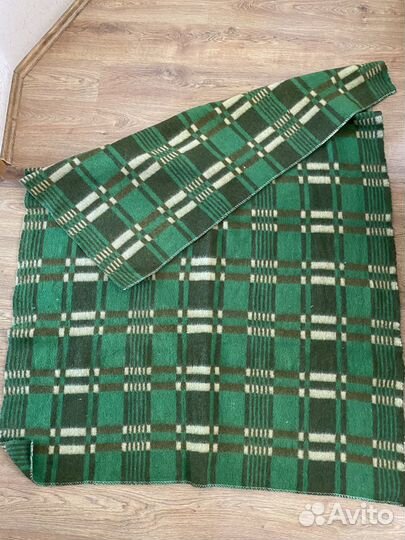 Одеяло шерстяное