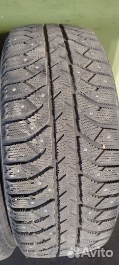 Bridgestone Ice Cruiser 7000 235/55 R18 104T