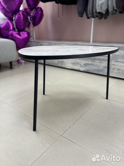 Журнальный столик