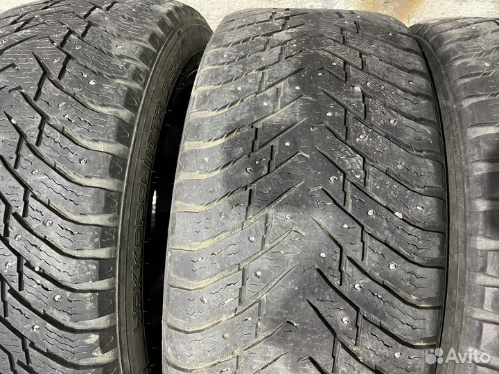 Nokian Tyres Hakkapeliitta 8 SUV 275/45 R20