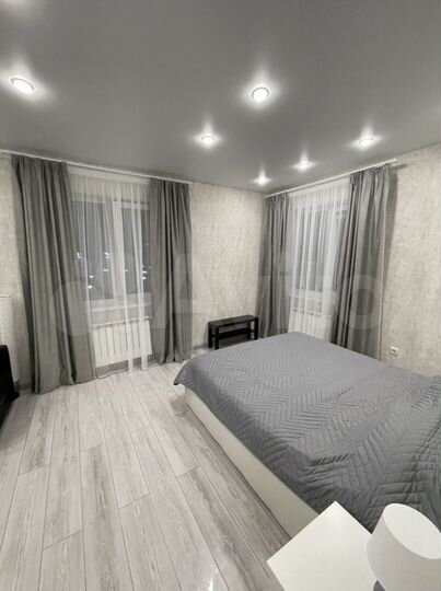 2-к. квартира, 58 м², 3/21 эт.