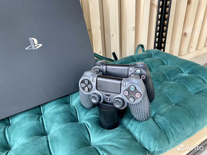 Sony PS4 pro 1tb
