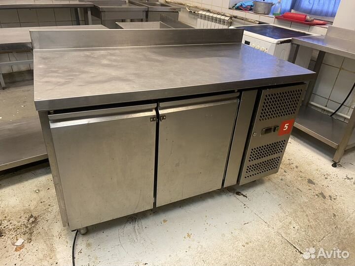 Холодильный стол 1.40х70