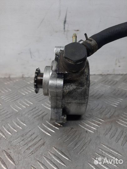 Насос вакуумный Nissan X-Trail внедорожник 5 дв