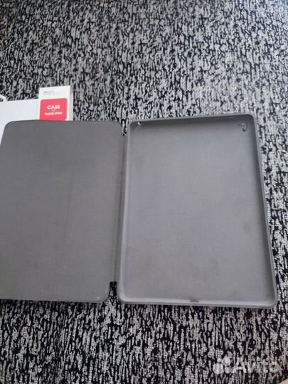 Чехол на iPad