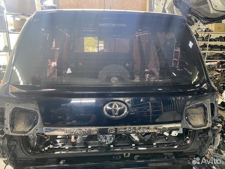 Дверь багажника верх Toyota L.C 200 2015+