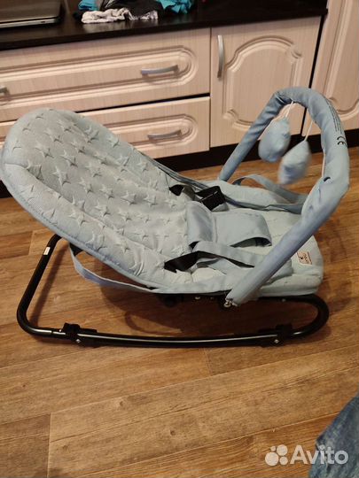 Шезлонг детский