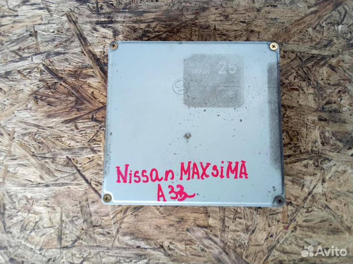 Блок управления двигателем Nissan Maxima A33