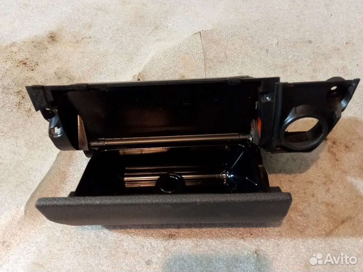 Пепельница передняя VW Touran