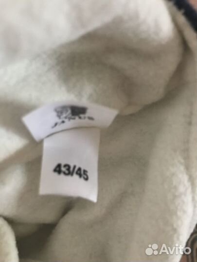 Шапка на зиму фирмы janus