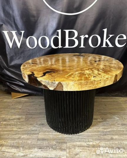 Стол из кавказского капового тополя 110 см