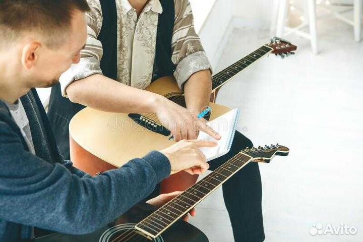Уроки гитары. Нам доверяют даже звезды