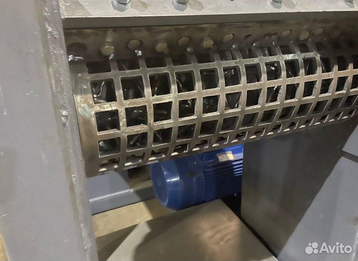 Шредер однороторный SL-700