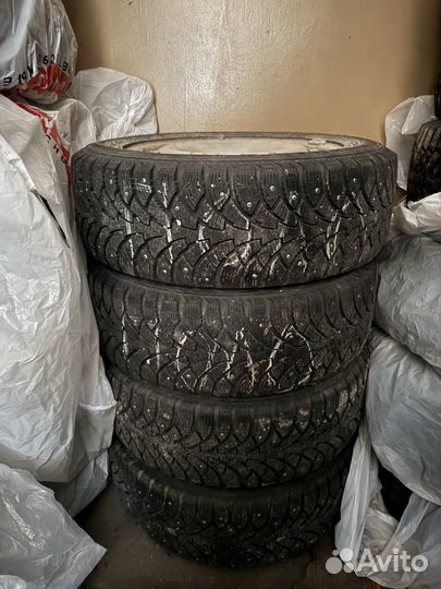 Зимние колеса на volkswagen polo R15