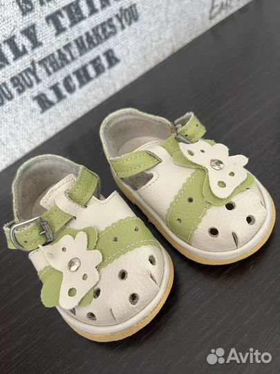 Обувь для девочки