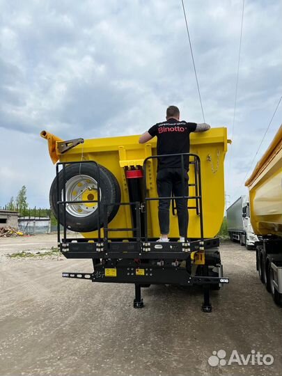 Полуприцеп риат 924940