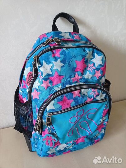 Продаю рюкзак школьный для девочки