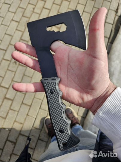 Топорик туристический