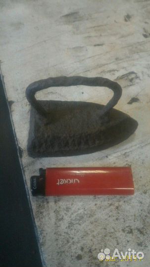 Старинный утюг