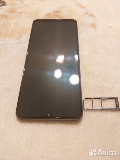 Samsung Galaxy A32, 4/64 ГБ