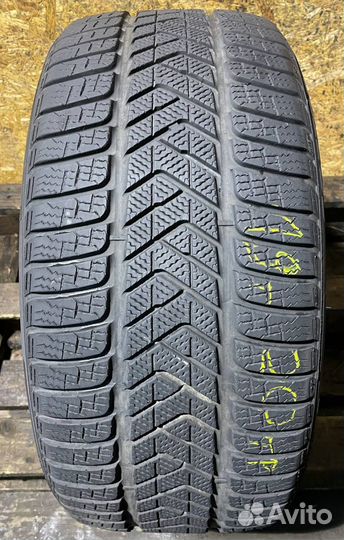 Pirelli Winter Sottozero 3 275/35 R21