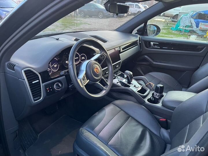 Porsche Cayenne 3.0 AT, 2018, 130 000 км