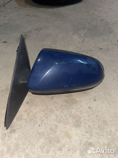 Зеркало заднего вида