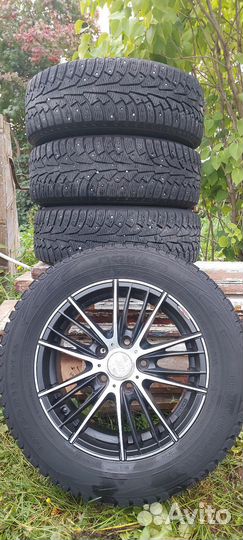 Комплект зимних шин Хаккапелита 5 на литье R15
