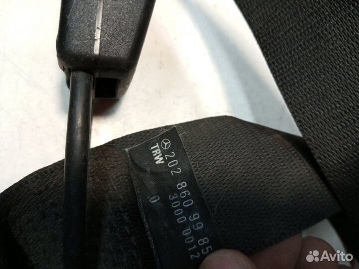 Ремень безопасности задний Mercedes-Benz C-Class