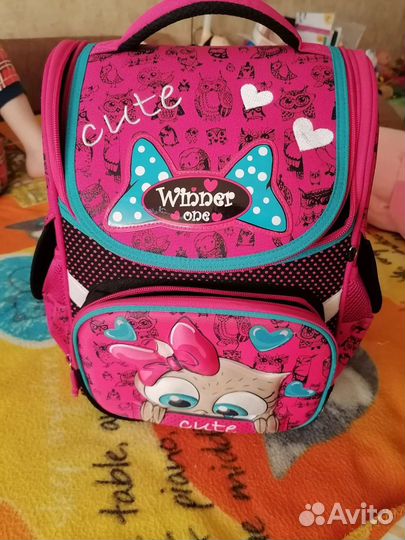 Рюкзак школьный для девочки 1 класс