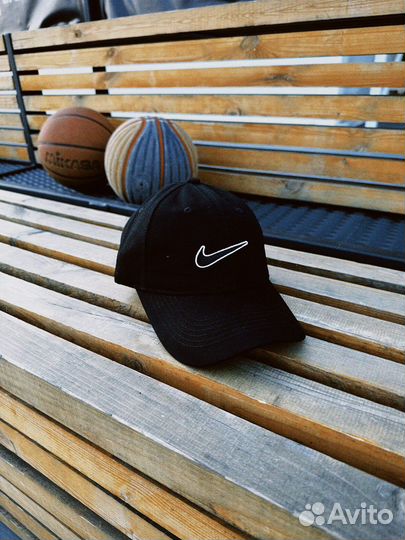 Кепка бейсболка Nike Swoosh 