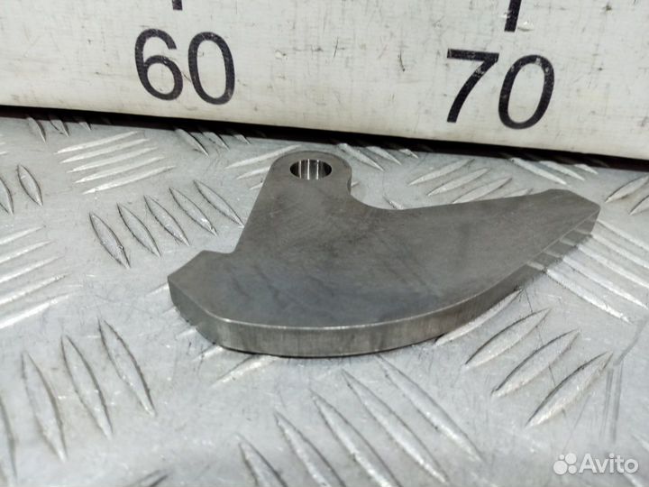 Б/У Стопорная скоба#001