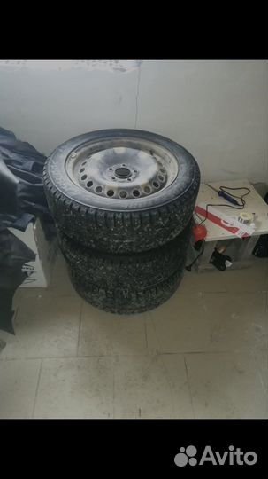 Bridgestone B-style RV 205/55 R16