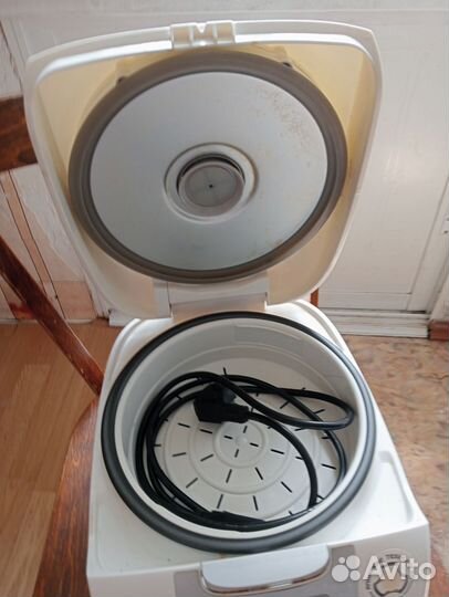 Мультиварка panasonic SR-DF101WTQ