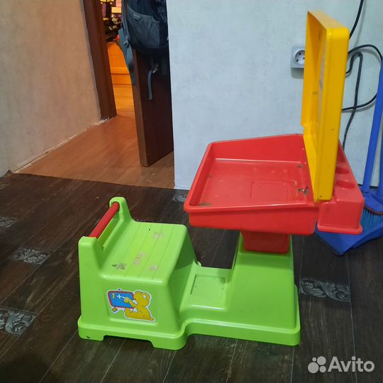 Стол детский