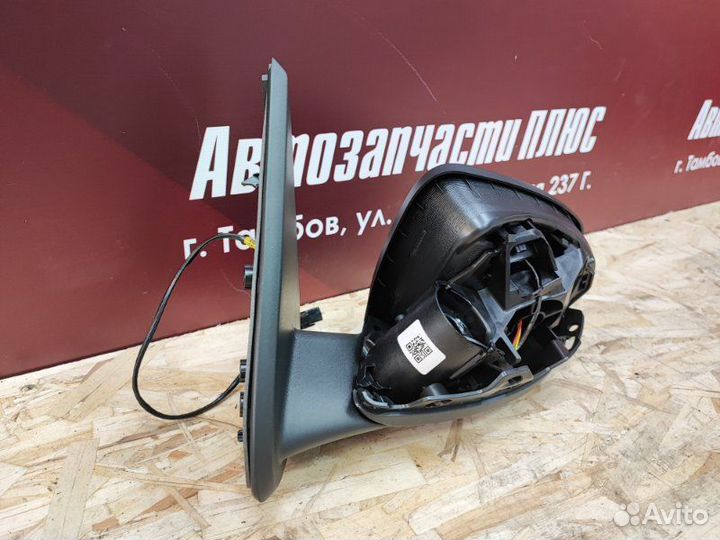 Зеркало заднего вида боковое левое Renault Duster