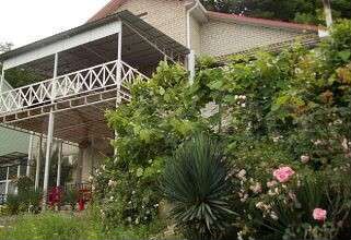 Дом 241 м² на участке 7 сот.