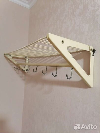 Вешалка в прихожую