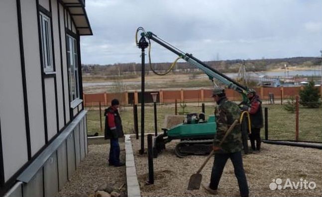 Металлические сваи с монтажом