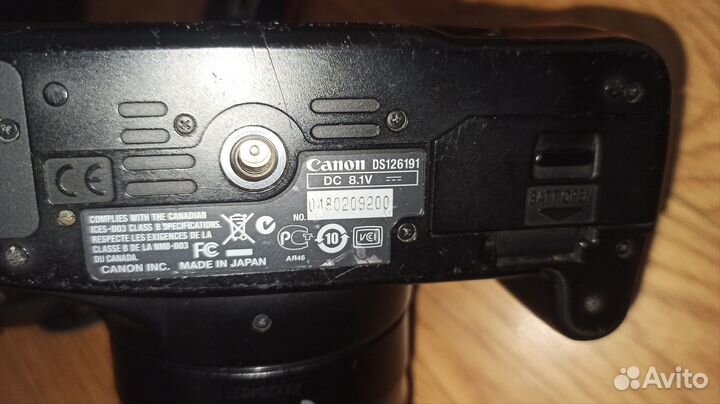 Фотоаппарат Canon ds126191 EOS 1000D зеркальный