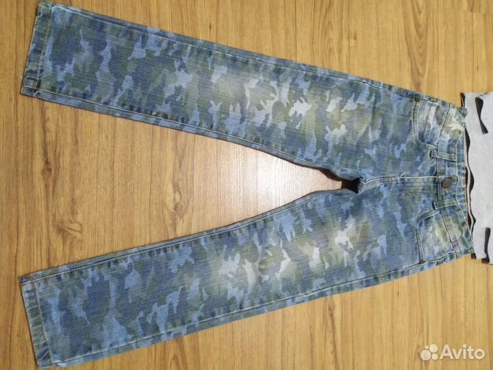 Водолазка и джинсы р.128