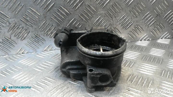 Заслонка дроссельная Volkswagen Touran 2003