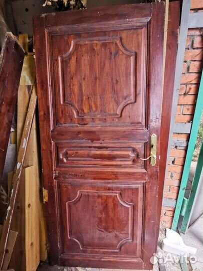 Двери межкомнатные деревянные б/у из массива