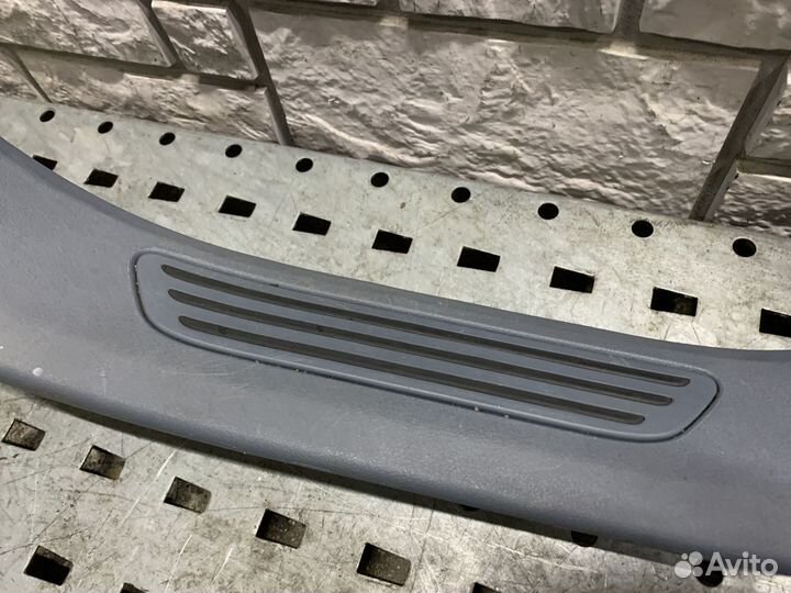 Porsche Cayenne Накладка порога внутренняя LH RH