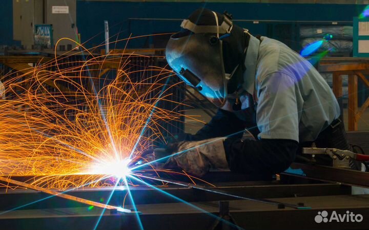 Электросварщик на полуавтоматических машинах