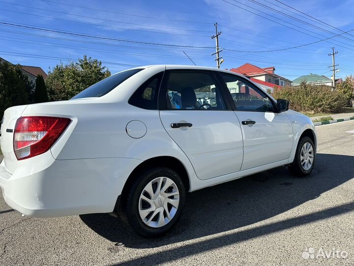 LADA Granta 1.6 МТ, 2018, 27 010 км