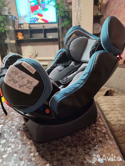 Детское автокресло от 0 до 25 кг