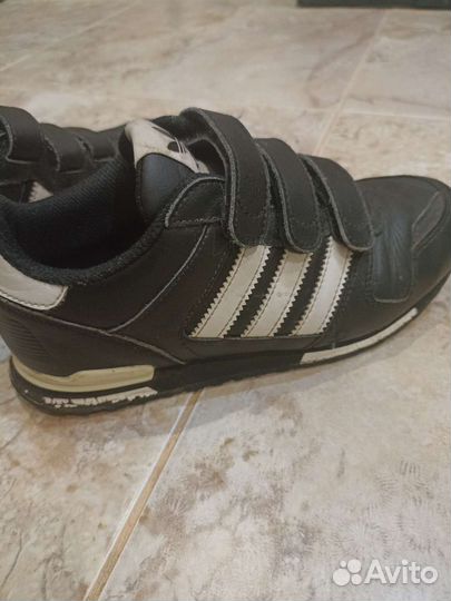 Кроссовки adidas 35 размер
