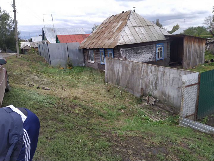 Дом 25 м² на участке 4 сот.