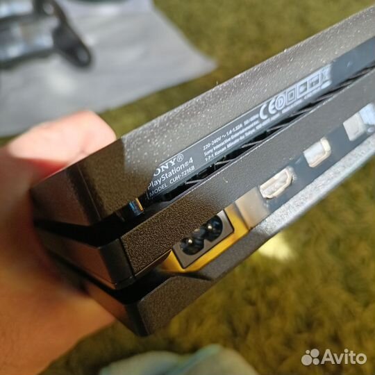Ps4 pro 1tb 7216b + 700 игр